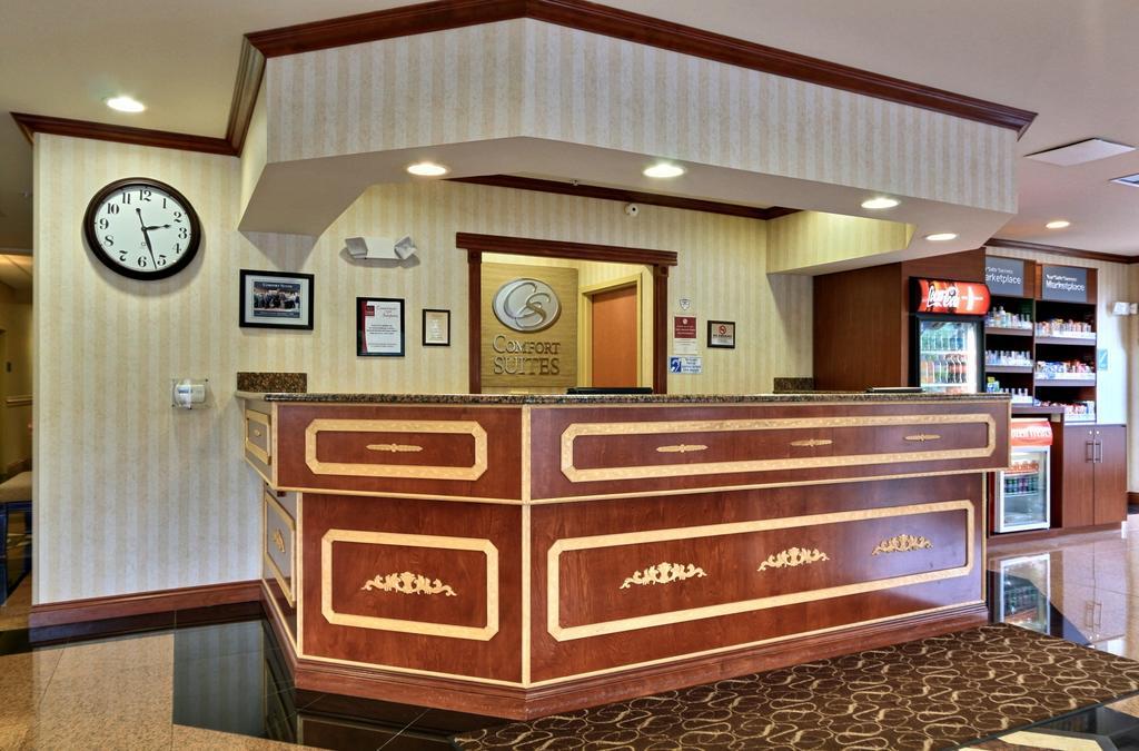 Comfort Suites Canton - Detroit Zewnętrze zdjęcie