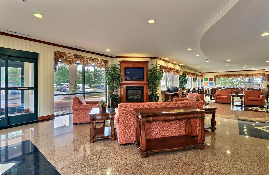 Comfort Suites Canton - Detroit Zewnętrze zdjęcie