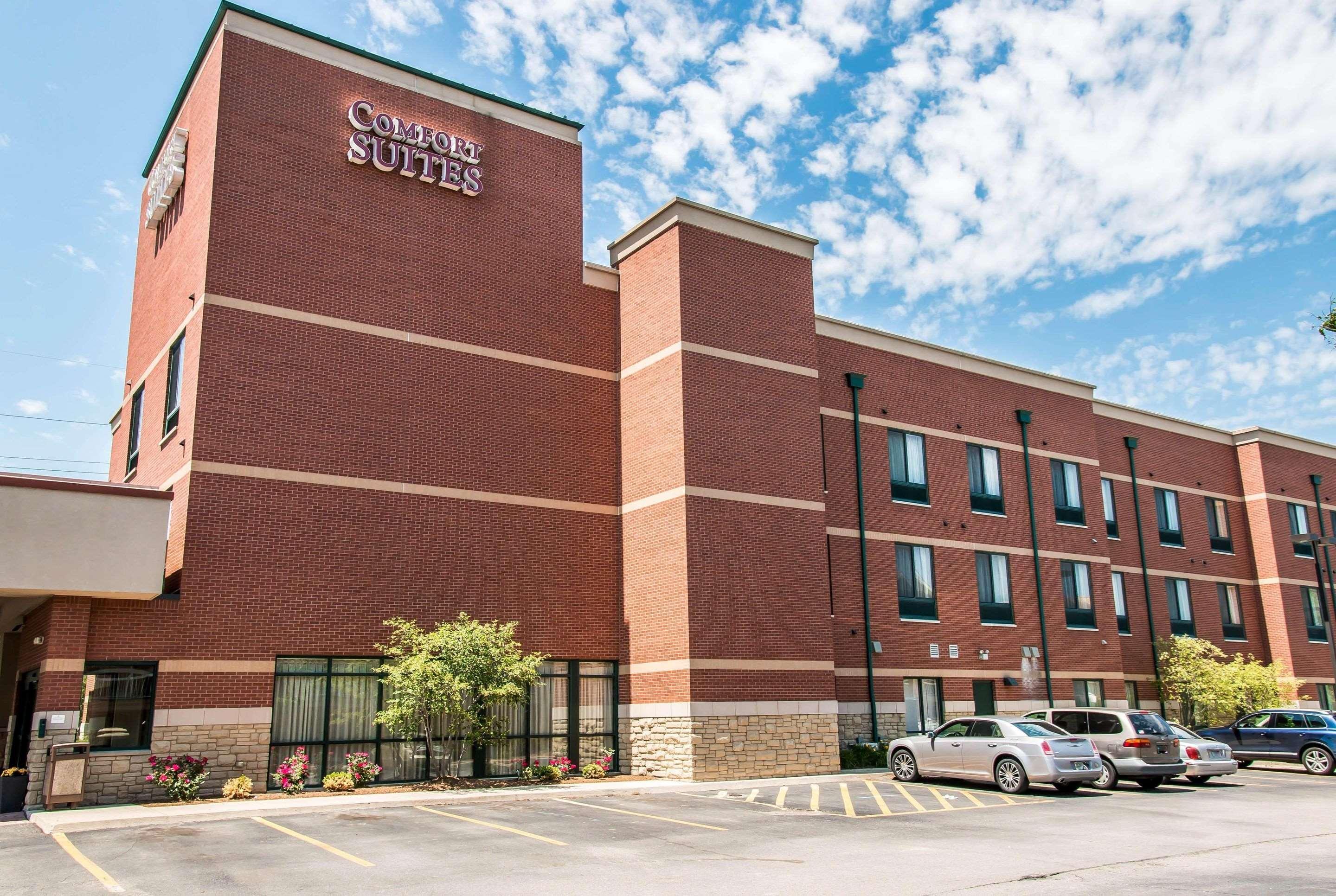 Comfort Suites Canton - Detroit Zewnętrze zdjęcie