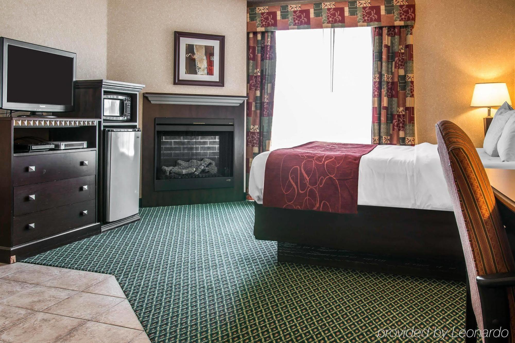 Comfort Suites Canton - Detroit Zewnętrze zdjęcie
