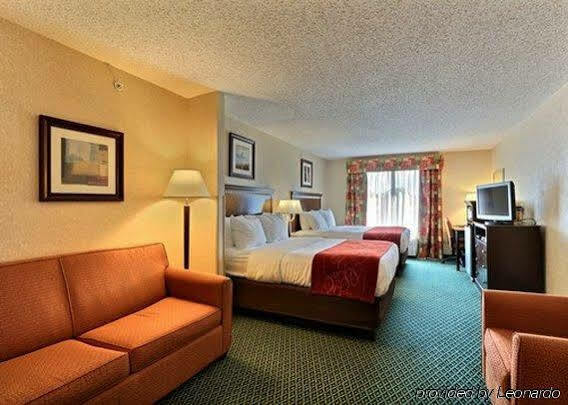 Comfort Suites Canton - Detroit Zewnętrze zdjęcie
