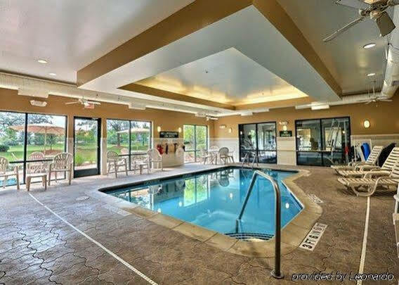 Comfort Suites Canton - Detroit Zewnętrze zdjęcie